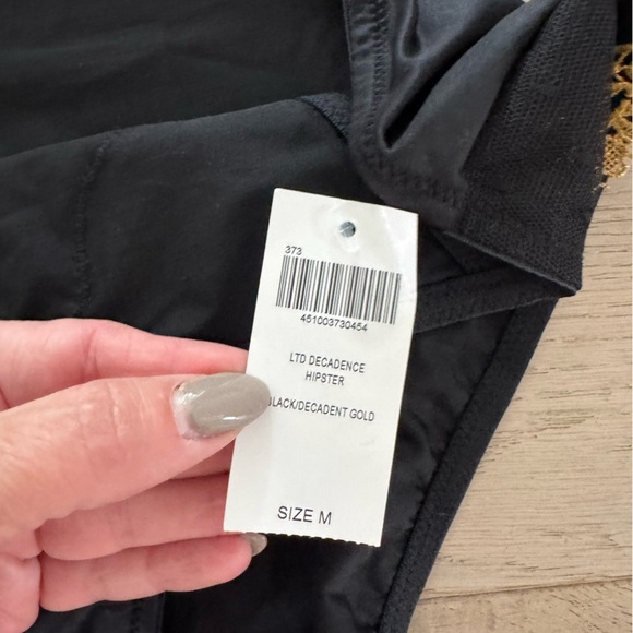 NWT Soma Bra (34 C) and Hipster Panty (M) set - Picture 10 of 12